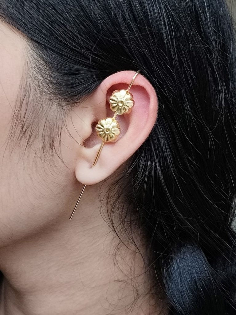 Me19 Gold Floral Cuff Earrings in India